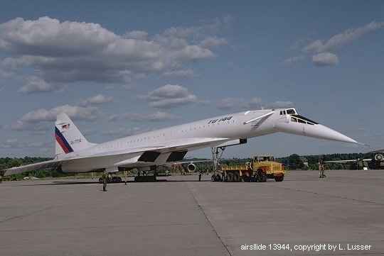 Le Tu-144